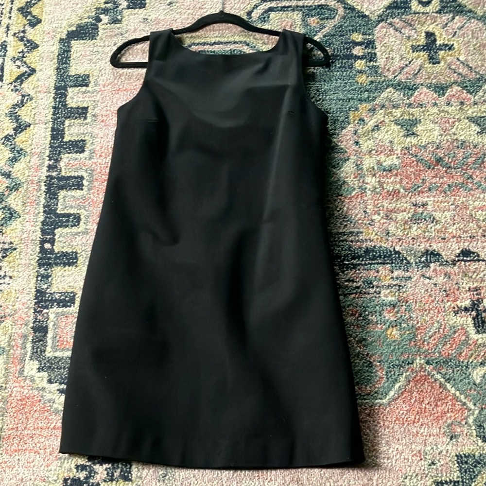 Banana Republic Everywhere Ponte Cut-Out Shift Dress